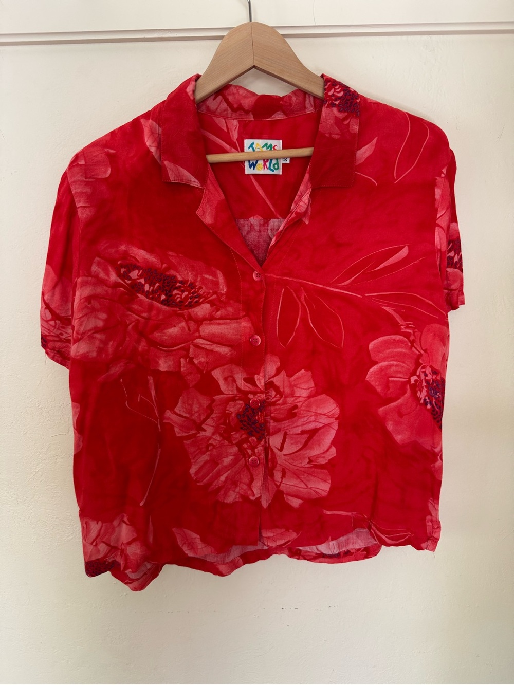 Jams World Red Floral Short-Sleeve Button Front Top